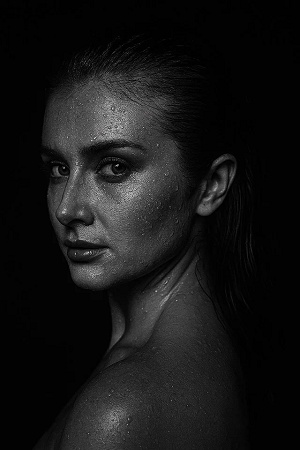Wet-Look Fashion Portraits